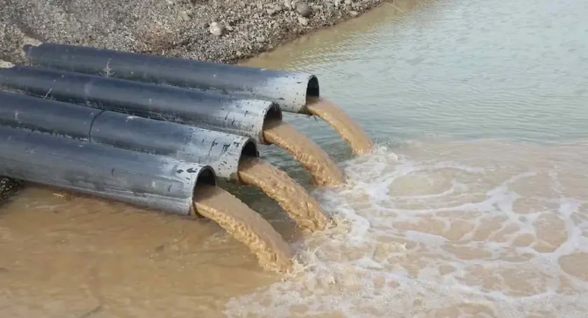 25.02 TOE-Wastewater Pond