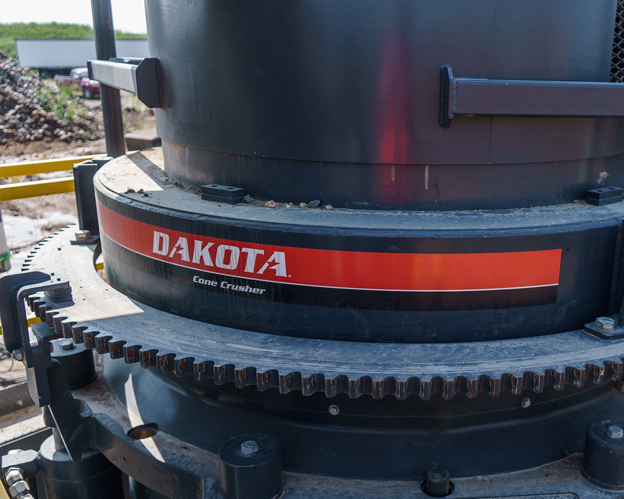 Close-up of the Dakota® Cone Crusher adjustment ring and bowl assembly