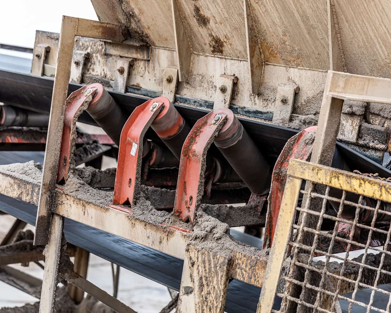 Wet plant application featuring Titanium Idler Seals