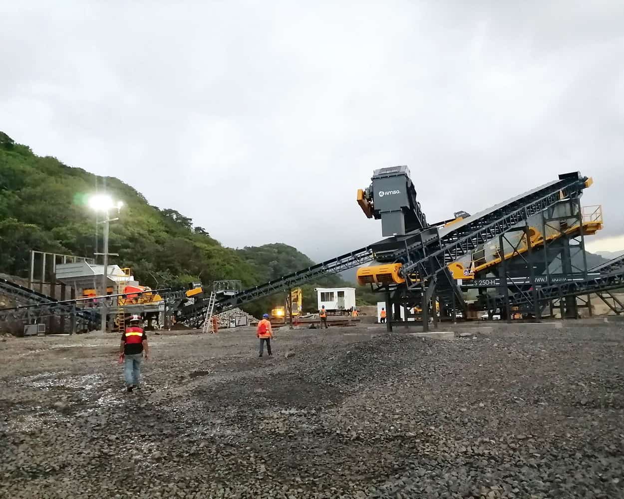 Crushing plant using Sentry HSI operating at Setramex in Mexico