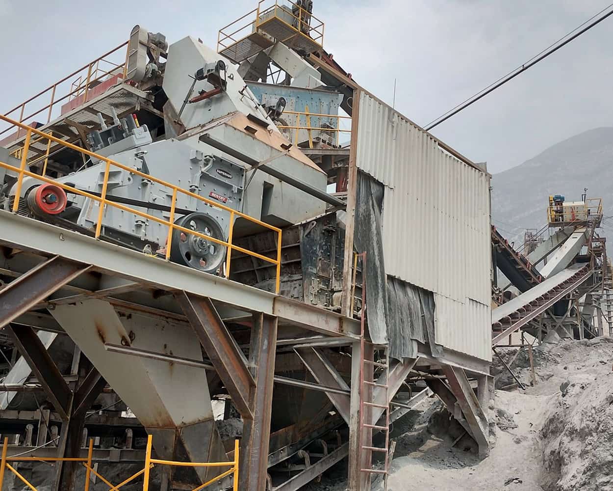 Sentry HSI operating at Triturados San Jermonimo crushing plant