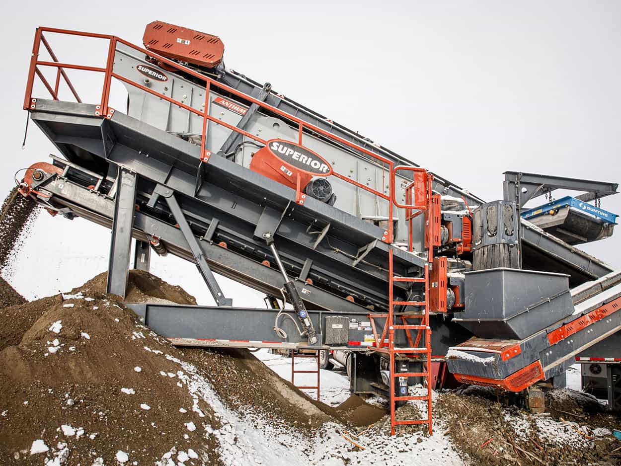 Anthem inclined screen mounted on HSI portable plant at Riverside Contracting in Bozeman