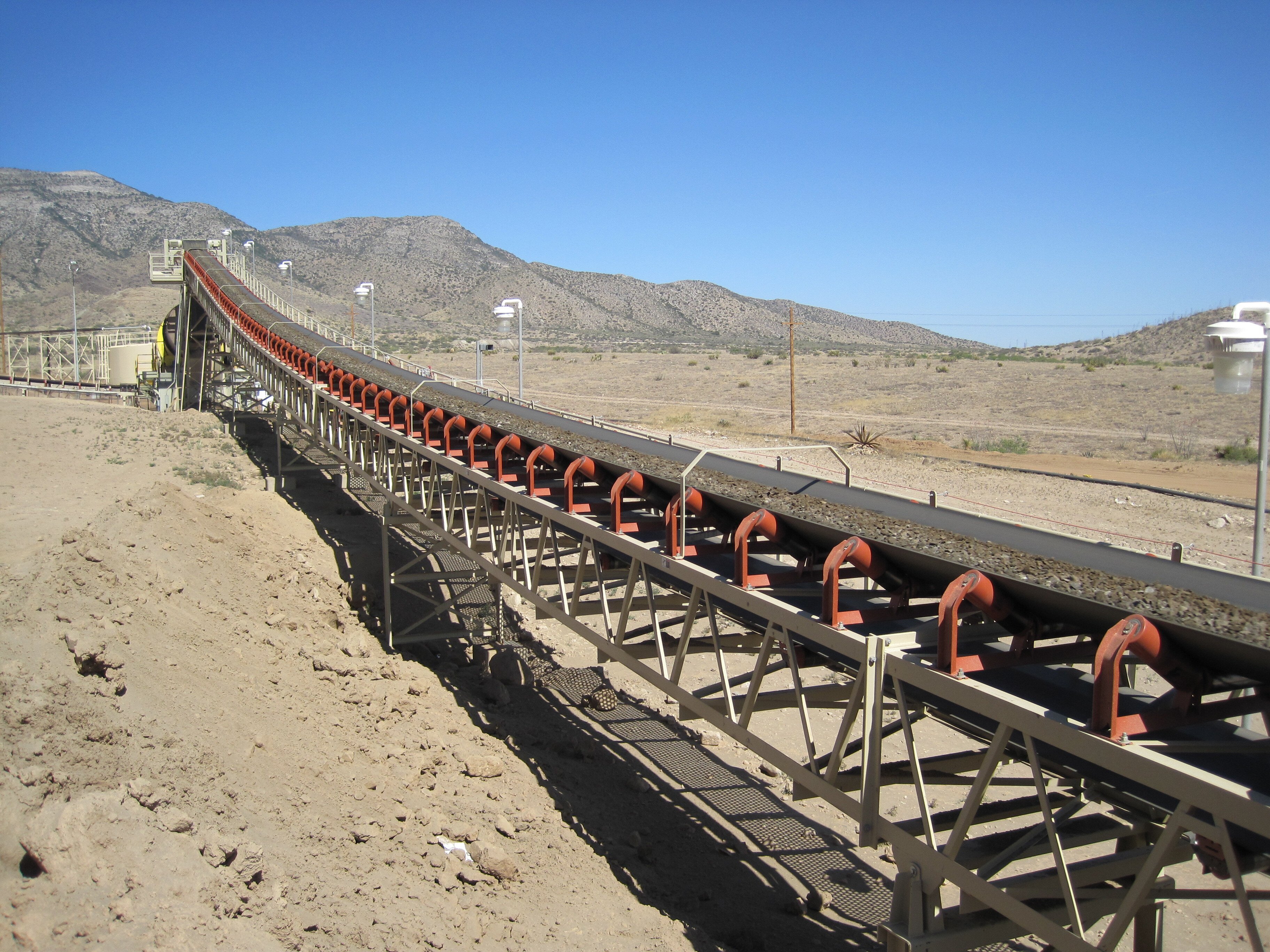 Zipline Overland Conveyor in Arizona