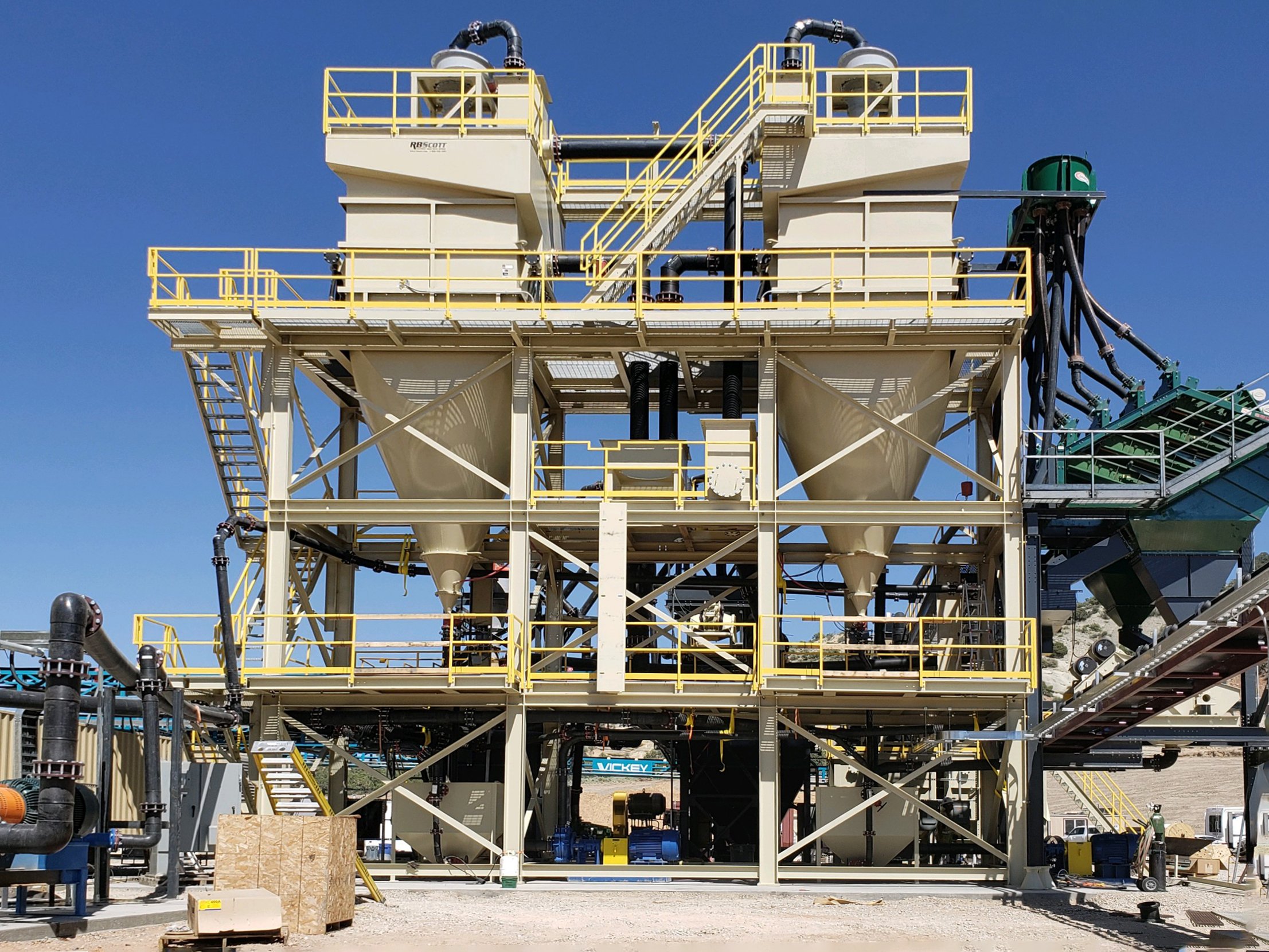 Density sizers at Superior Silica_20.05_Wisconsin