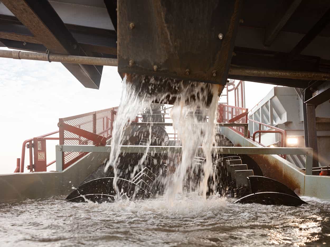 Coarse Material Washer coarse screw at Lyman Richey - Omaha, NE (2019-08)08