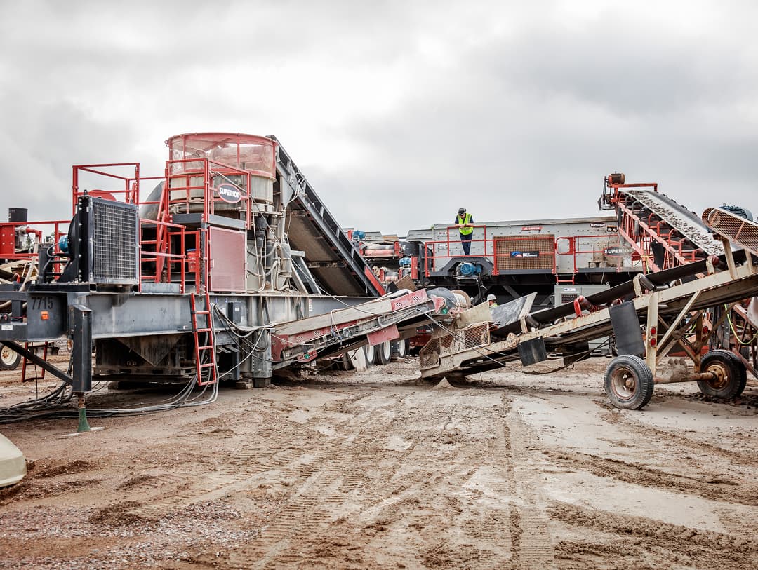 Pitlik and Wick portable crushing granite quarry