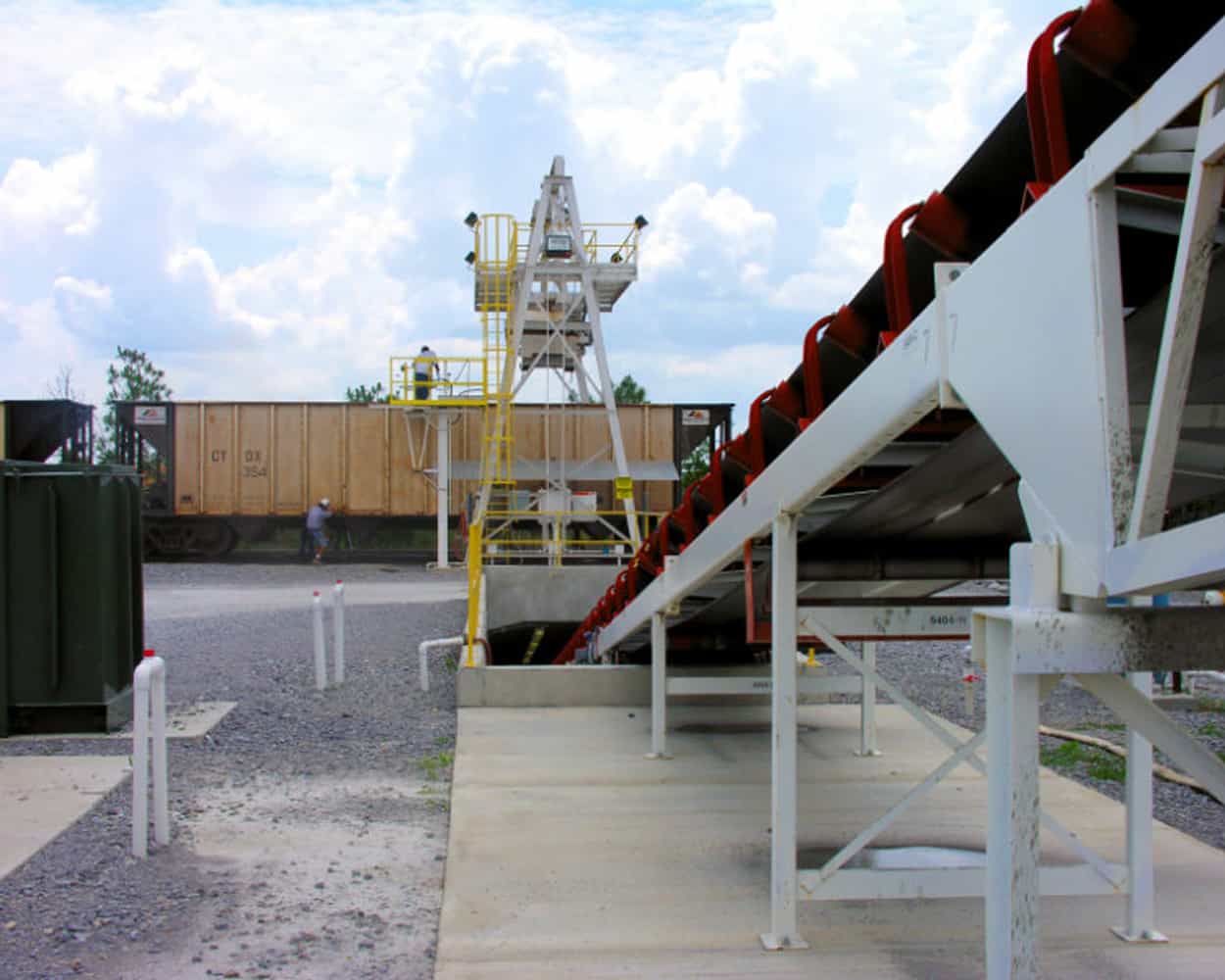 Rail load out at Conrad Yelvington in FL