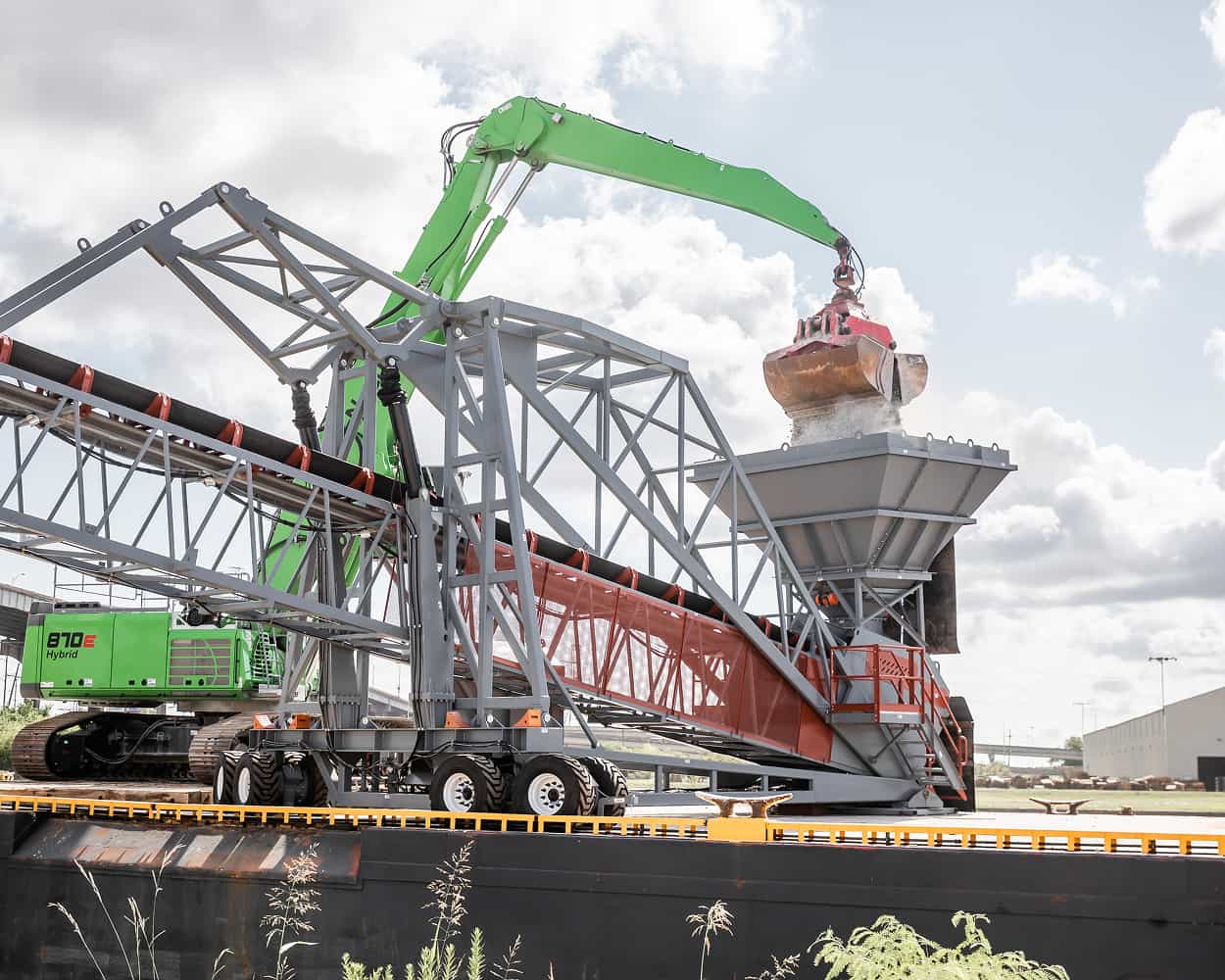 Video of Pontchartrain Materials unique barge unloading solution from Superior 