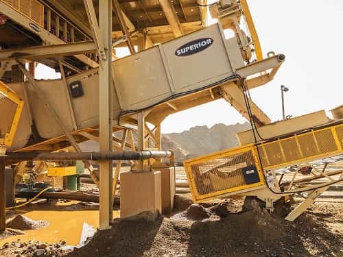 Coarse Material Washer in operation feeding conveyor at California wash plant site