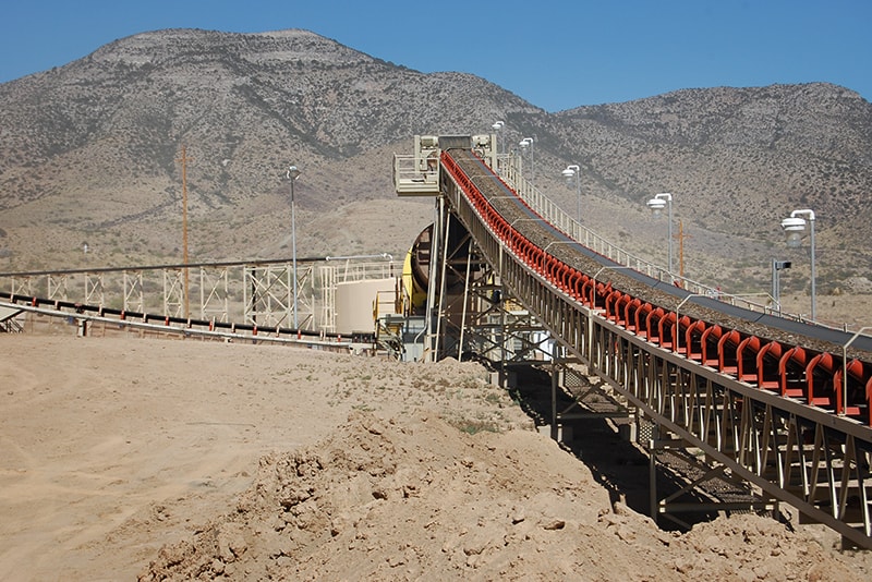 Elevated Groundline Conveyor | Superior Industries